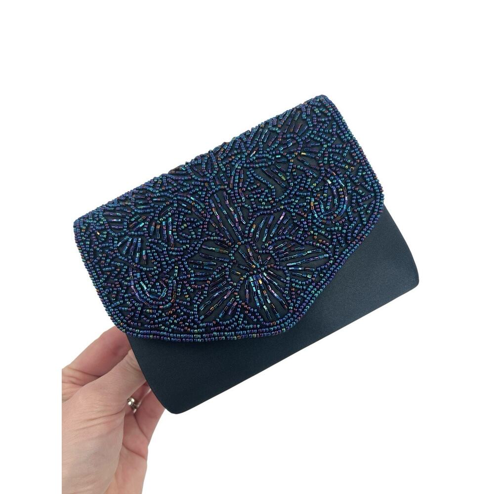 Le Regale Back Blue Beaded Hard Sided Clutch Purse
